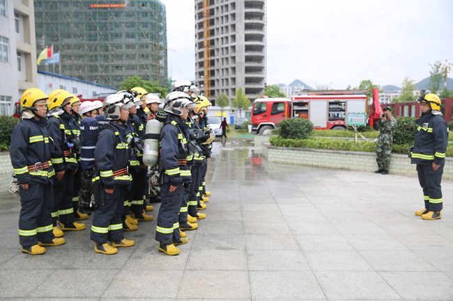 消防演练走进医院 医护人员受益匪浅